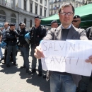 salvini_contestato_a_napoli_11.jpg