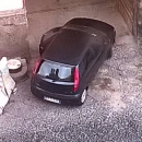 via_del_sole_la_caserma_dei_vigili_viene_usata_come_parcheggio_illegale_dagli_abusivi.jpg