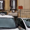 piazza_carolina_della_vergognaparcheggio_abusivo_taxi.jpg