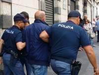 12_arresto_polizia_e1468996007609_696x467.jpg