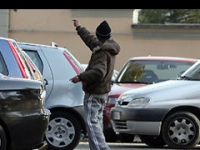 16_parcheggiatori_abusivi.jpg