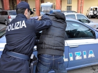 23_polizia_arresto68.jpg