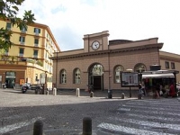 2_290px_stazione_superiore_funicolare_chiaia100_1942.jpg