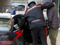2_carabinieri_arresto_374221660x368.jpg