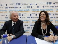 2_da_sx_gennaro_amato_pres_afina_con_ministro_d_santanch.jpg