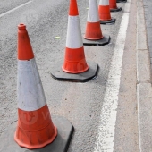 3213769_coni_di_strada_in_strada_foto.jpg