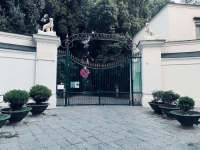 3_vomero_via_cimarosa_ingresso_villa_floridiana.jpg