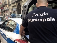 47_polizia_municipale_napoli_1.jpg
