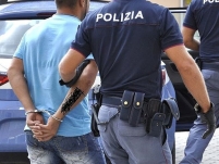 6_polizia_arresto_1.jpg