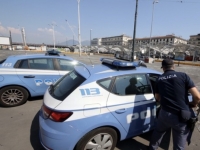 9_polizia_piazza_garibaldi_stazione_napoli.jpg