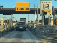 autostrada_napoli_salerno_il_pedaggio_aumenta_di_283665.jpg