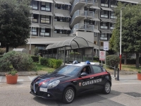 carabinieri_pozzuoli_aggressione_personae_sanitario_24122024.jpg
