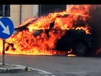 incendio_auto_6.jpg
