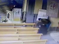 ladro_chiesa_sessaaurunca.jpg