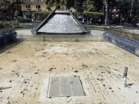 napoli_parco_mascagna_fontana_ferma_da_giorni.jpg