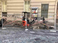 napoli_piazza_degli_artisti_lavori_per_lo_scivolo.jpg