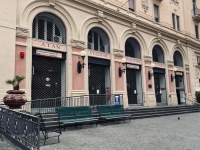 napoli_piazza_fuga_funicolare_centrale.jpg