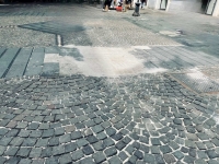 vomero_isola_pedonale_scarlatti_l_ultimo_orrido_rappezzo.jpg