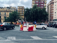 vomero_piazza_degli_artisti_il_caos_con_auto_in_contromano.jpg