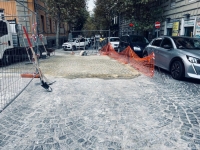 vomero_via_cimarosa_traffico_paralizzato.jpg