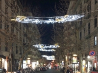 vomero_via_scarlatti_13_01_2020_luminarie_accese.jpg