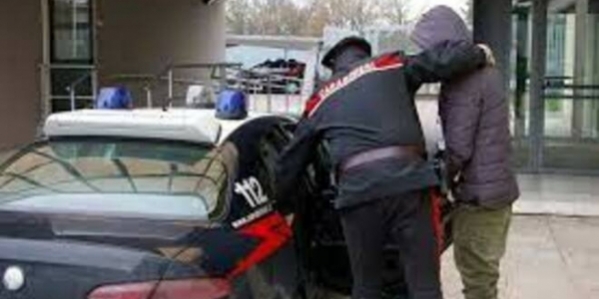 11_arresto_carabinieri_560928660x368.jpg