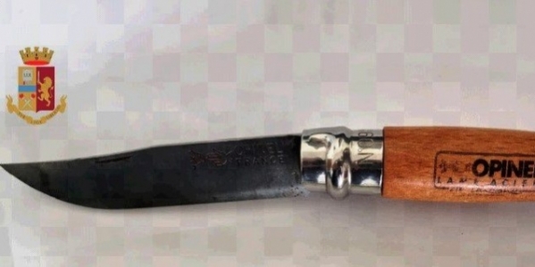16_coltello_vicaria.jpg