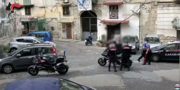 2_controlli_carabinieri_napoli_1024x530.jpg