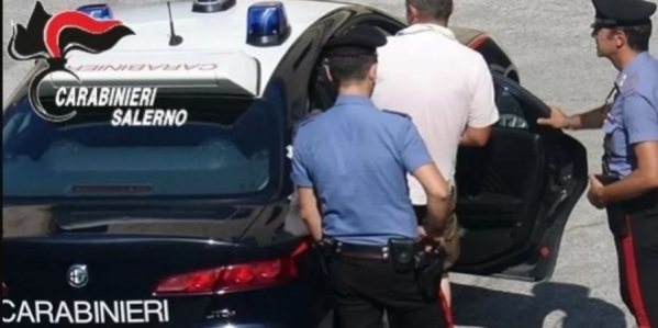 2_pontecagnano_faiano_rintracciati_e_arrestati_i_ra_267878.jpg
