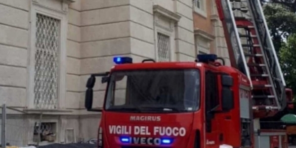 3_crollo_reggia_1024x560.jpg