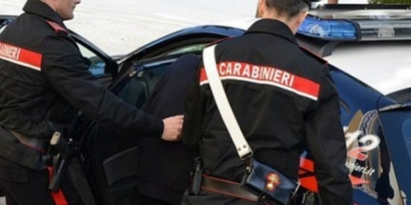 40_carabinieri_arresto.jpg