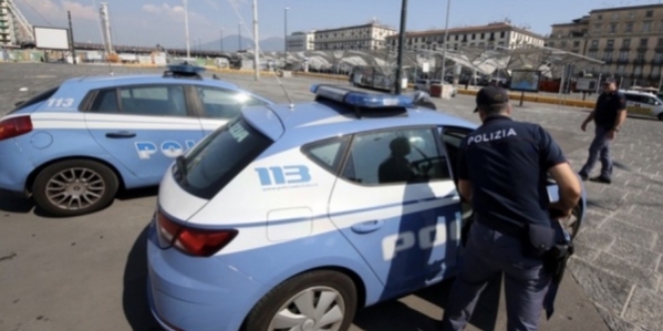 6_polizia_piazza_garibaldi_stazione_napoli.jpg