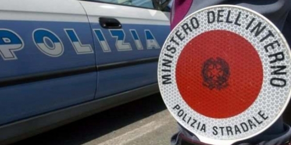 83_polizia_1.jpg