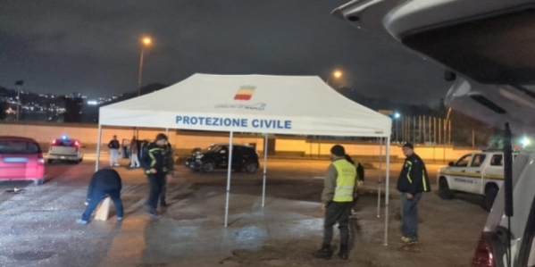 aree_di_attesa_protezione_civile_napoli_foto_edoardo_cosenza.jpg