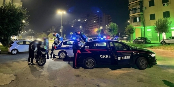 controlli_carabinieri_polizia_municipale_scampia_foto_carabinieri.jpg