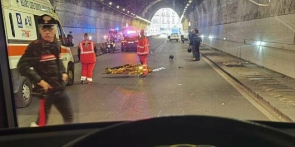 incidente_a_napoli_3408868660x368.jpg