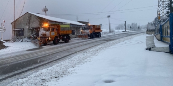 neve_in_campania_mezzi_in_azione_tra_salerno_e_alta_irpinia.jpeg