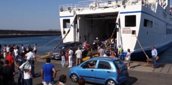 pozzuolitraghettiischia_640_ori_crop_master_0x0_640x360.jpg