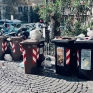 4_vomero_piazza_vanvitelli_bidoncini_carrellati.jpg