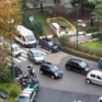 Napoli piazza Medaglie d’Oro ambulanza bloccata nel traffico