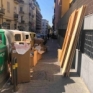 Vomero via Solimena ingombranti
