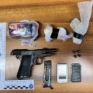 Foto droga e arma arresto Commissariato Battipaglia