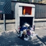 Napoli  uno dei cassonetti scassinati e rimossi