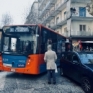 Vomero via Luca Giordano autobus bloccato da un’auto in seconda fila 15_12_24 ore 13_17