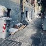 municipalit_collinare_via_tino_di_camaino_la_minidiscarica_con_materasso.jpg